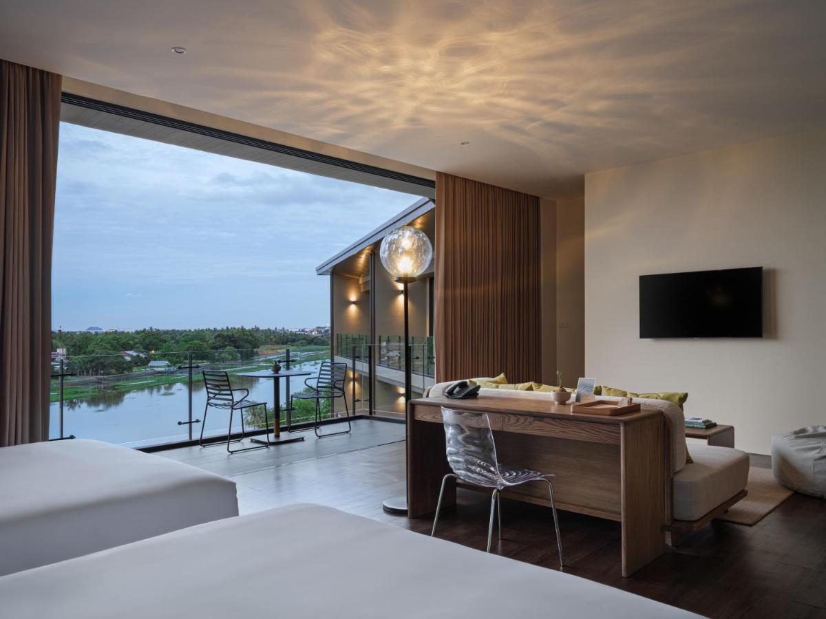 Neera Retreat Hotel Nakhon Pathom Extérieur photo
